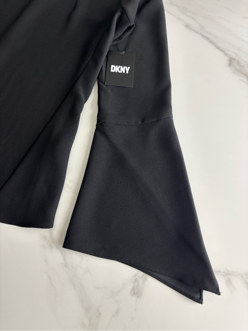 DKNY Black Crew Neck Shift Blouse size XS - Picture 3 of 8